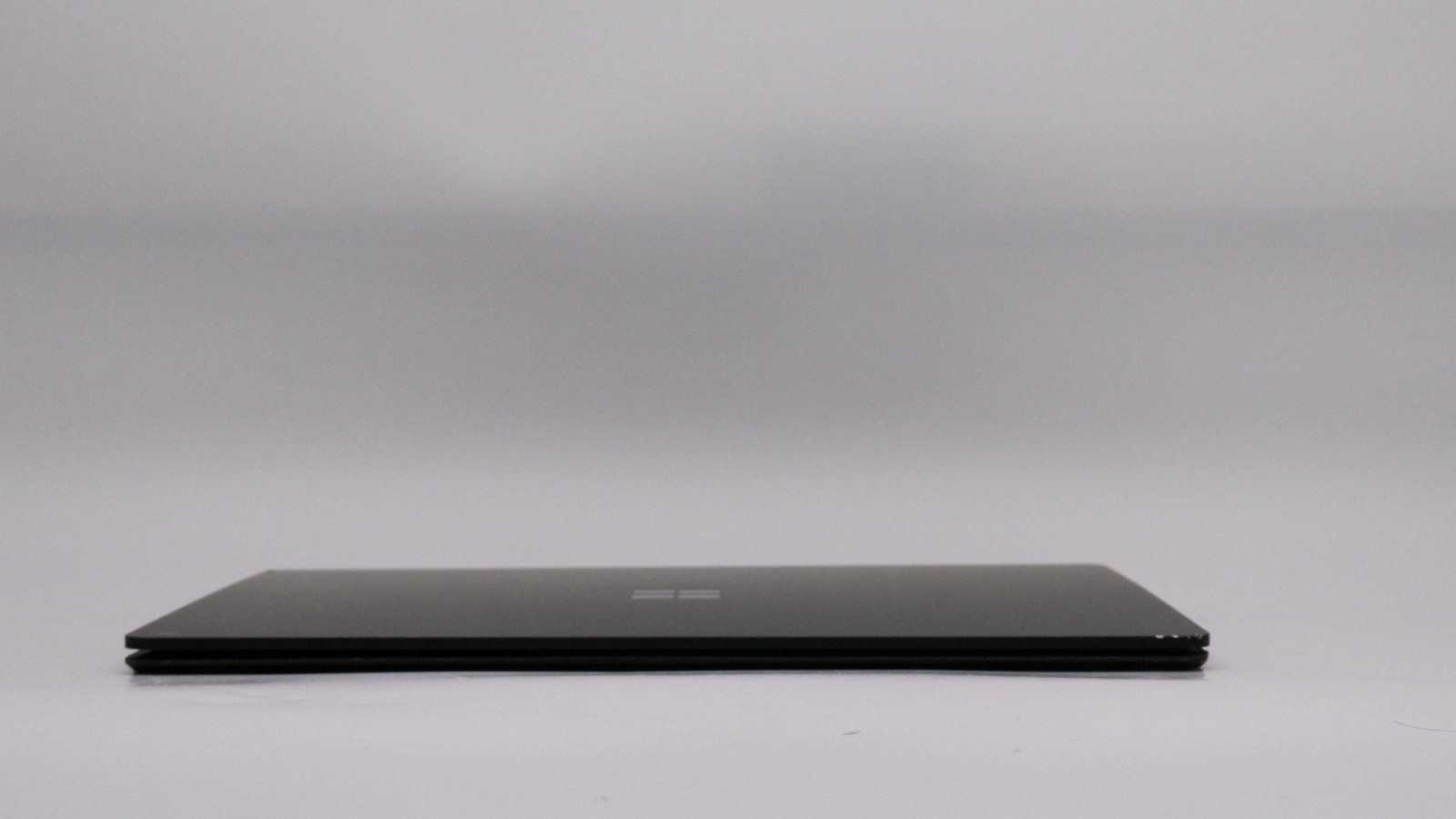 Microsoft corporation Surface Laptop 2 13″ i7-8650u 16GB 512GB – Very Good