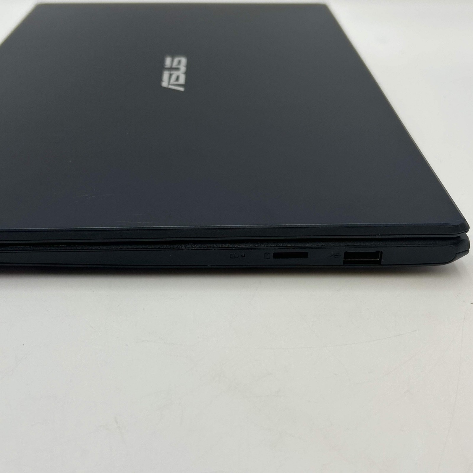 Asus 14″ Laptop Intel Celeron 1.1GHz 8GB RAM 64GB E410M *READ*