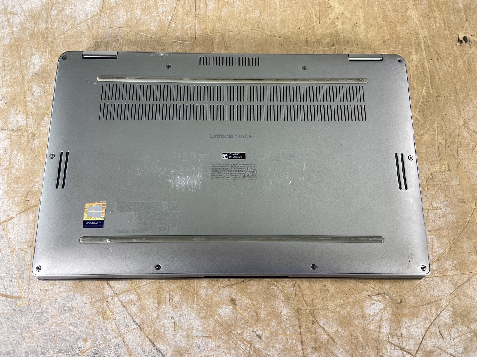DELL LATITUDE 7400 2-IN-1 i5-8365U @ 1.6GHz, 16GB RAM, NO HDD/OS