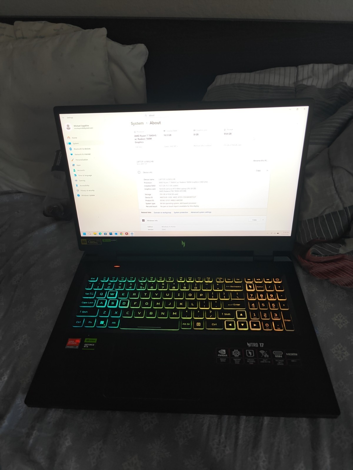 Acer Nitro 17 Gaming Laptop Ryzen 7 7840HS RTX 4060 17.3″ QHD 165Hz 1TB SSD 16GB
