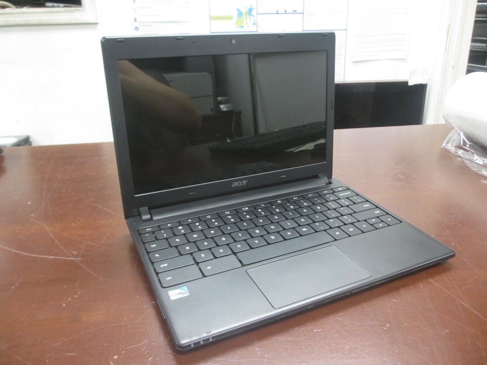Acer Chromebook AC700 Intel Atom N570 1.66GHZ 2GB 16GB Chrome OS Laptop NO AC