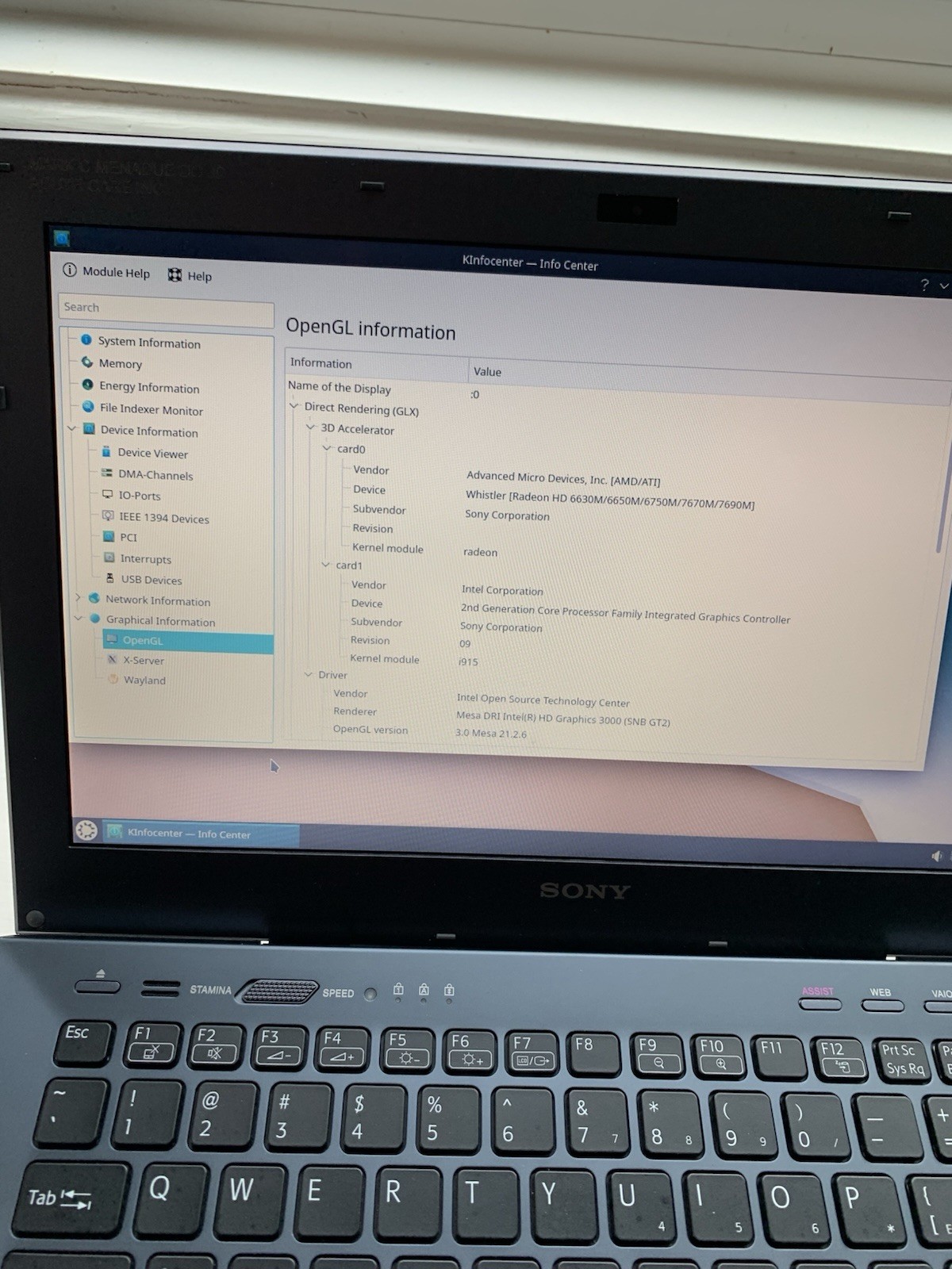 Sony VAIO PCG-41215L i7-2620M 8GB Radeon HD 6630M Windows 7 Tested