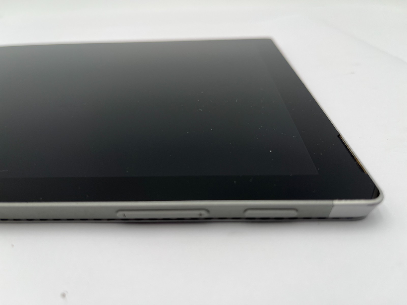 Microsoft Surface Pro 4 1724i5-6300U@2.4 GHZ 4GB RAM 128 GB NVME Win 11 PRO