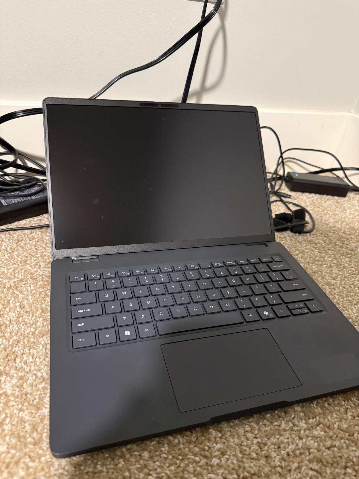 Dell Pro 14 PC14250 14″ Core 5 120U 1.4GHz 16GB RAM 256GB SSD