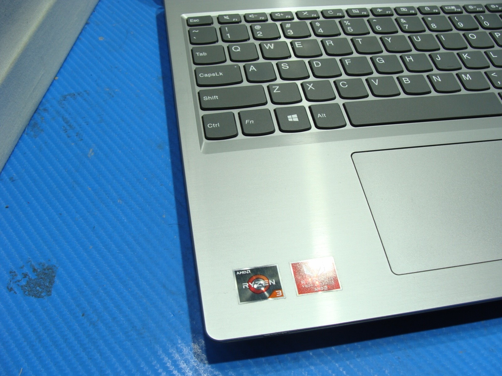 Power Battery Lenovo Ideapad L340-15API Ryzen 3-3200U 2.6Ghz 8GB Radeon GPU 2 GB
