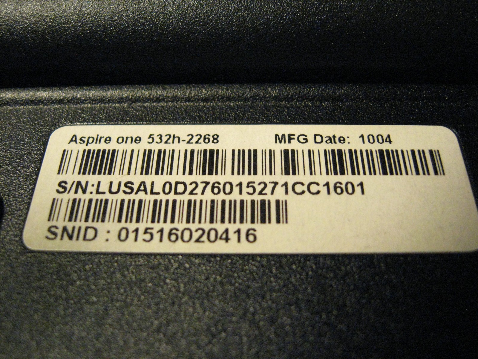 Acer Aspire One 532h Netbook Computer w/ AC Adapter — Excellent Battery