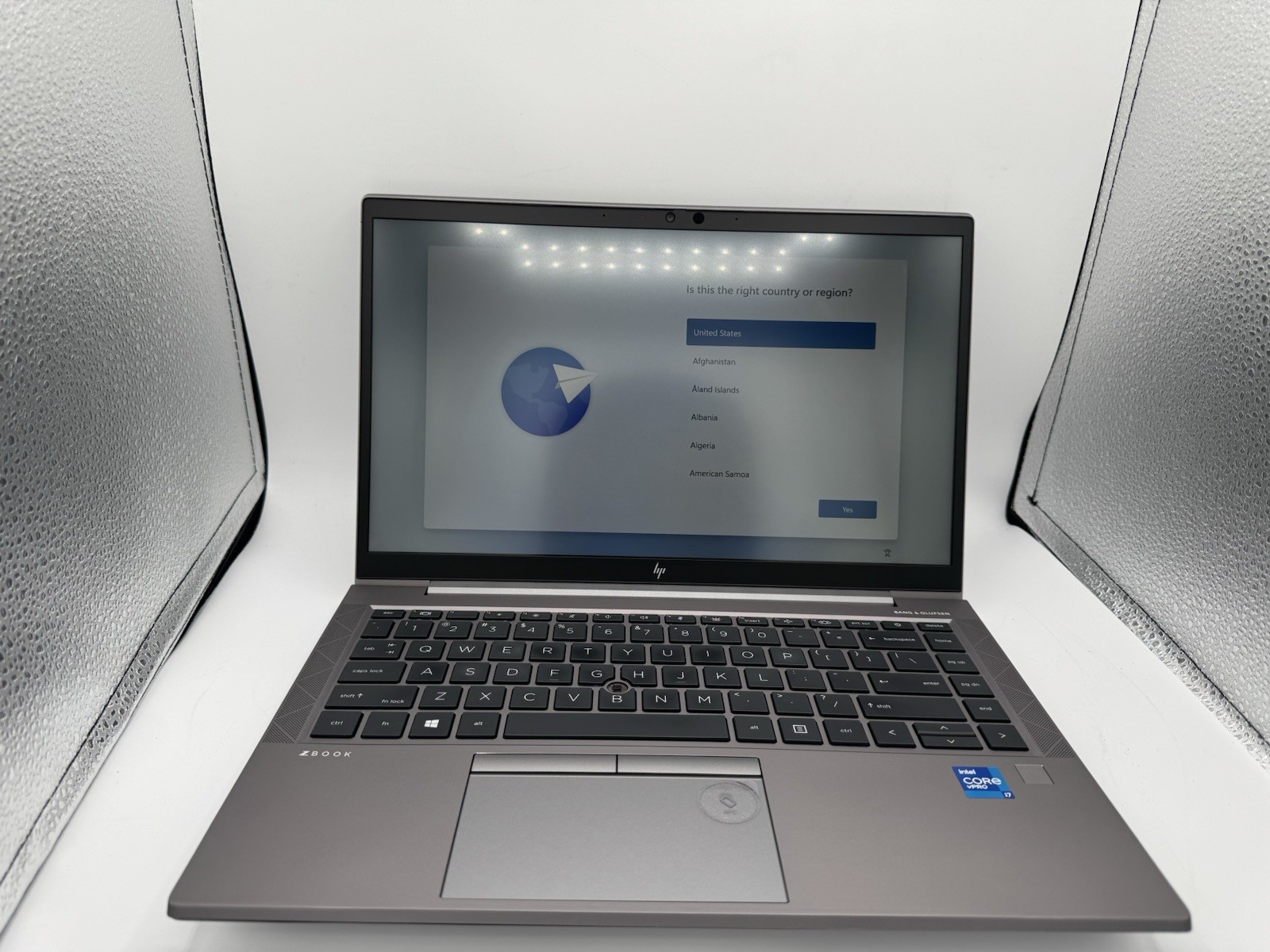 HP ZBook Firefly 14 G8 Win 11 Pro i7-1165G7 16GB RAM 256GB | NVIDIA T500 | Good