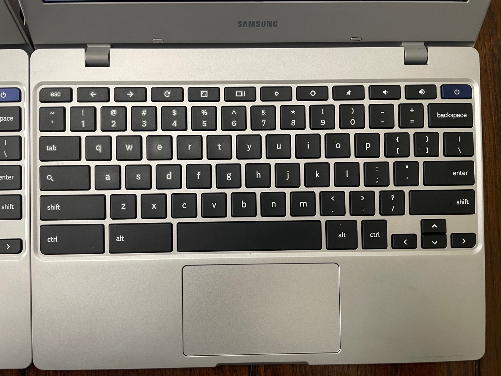 2 Used SAMSUNG XE310XBA K03US Chromebook 4 11.6″ Intel N4000 6GB 64GB