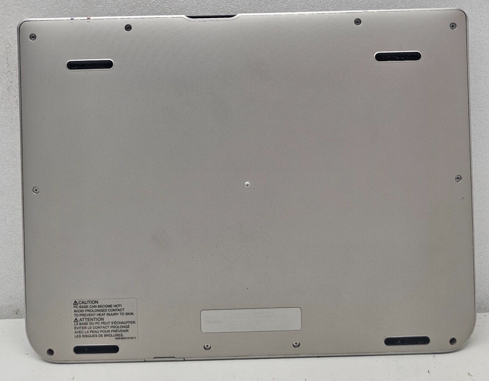 Toshiba Satellite Click 2 Pro Laptop Intel i5-4210U 4GB Ram 128GB SSD NO OS (FL)