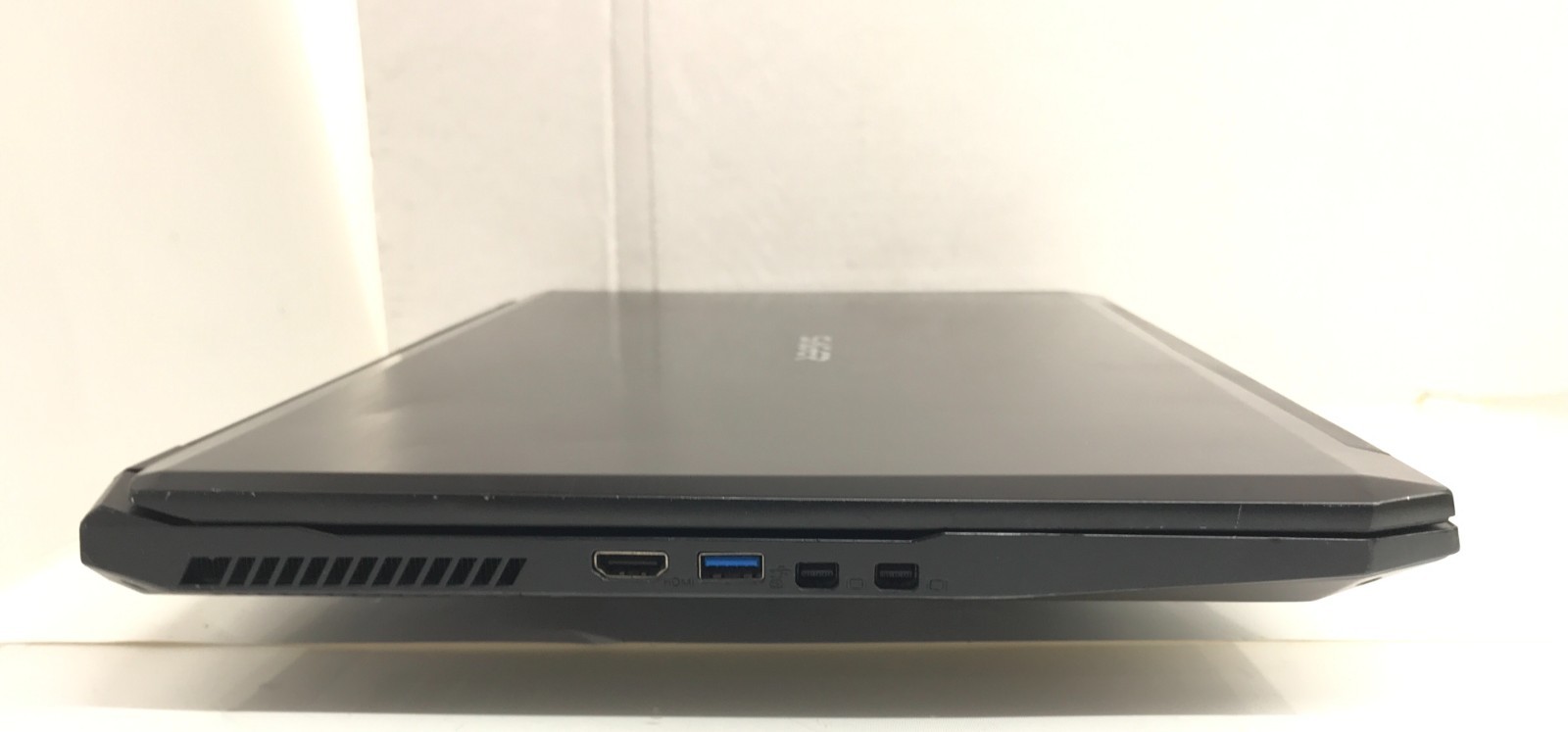 SAGER P670RE i7-6700HQ@2.60GHz 8GB RAM 1TB HDD W11P NVIDIA GTX 970M *READ