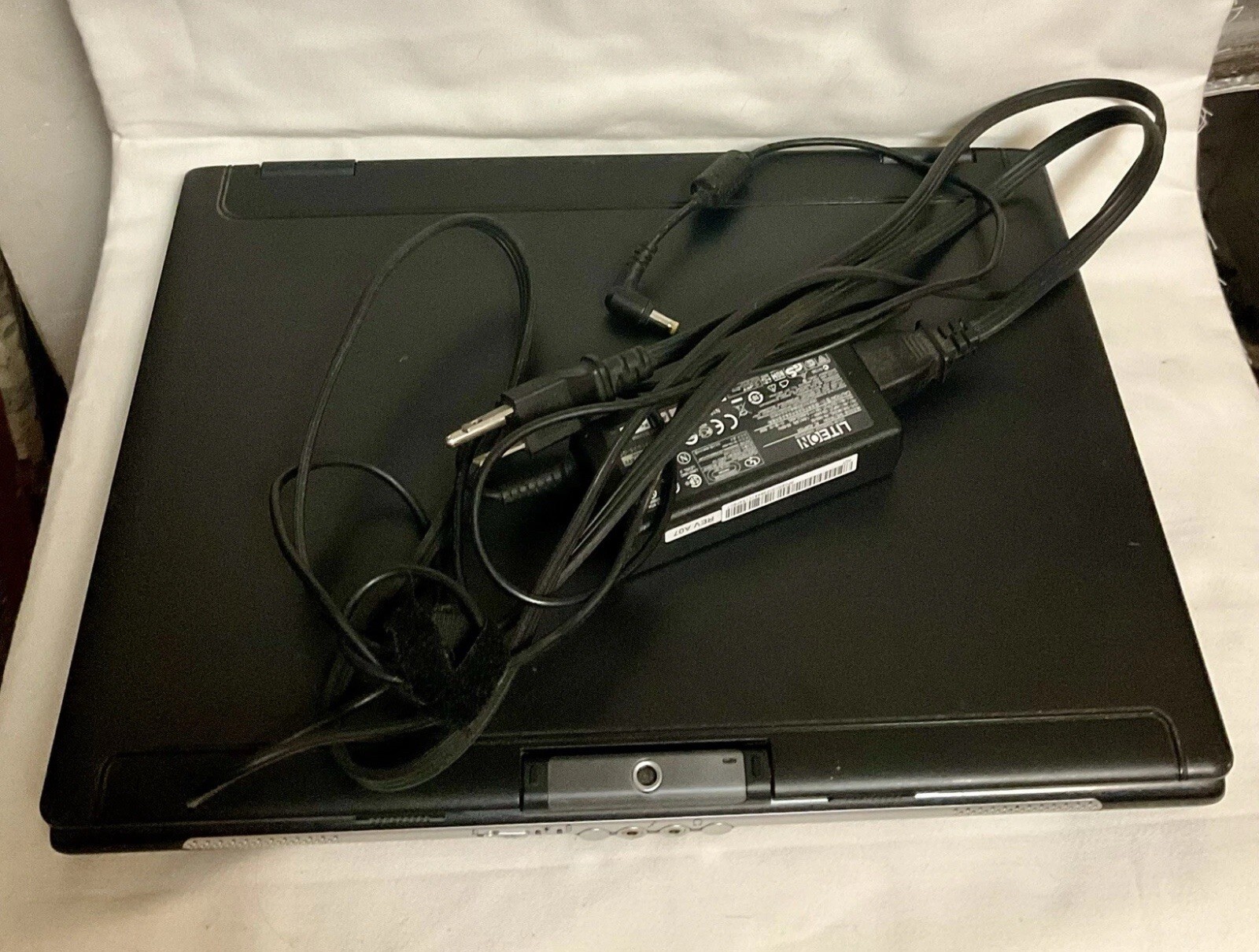 Acer Laptop 5515 Series 2012 With Charging Cord