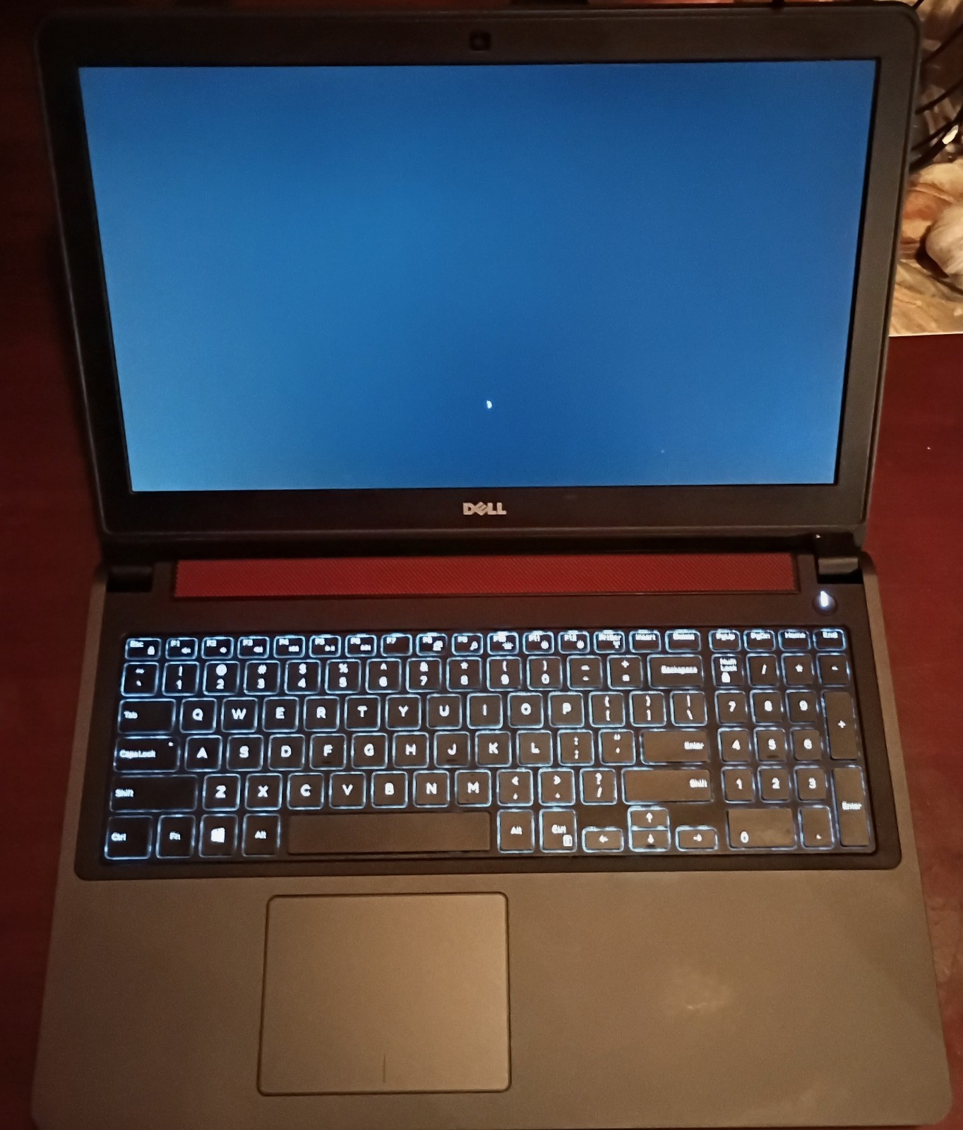 Dell Inspiron 15 7559 laptop I7-6700HQ GTX 960 1TB HDD 128GB SSD 16GB RAM WIN 10
