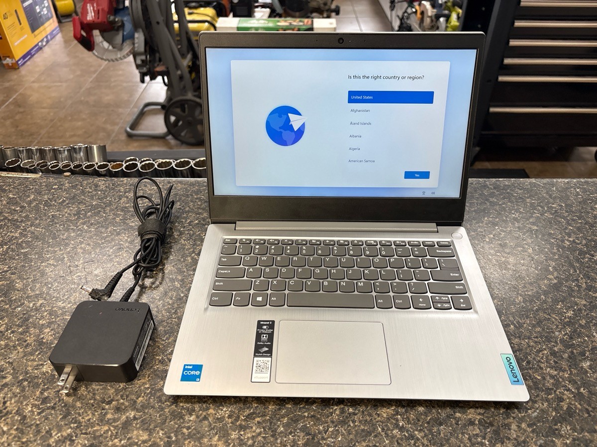 USED LENOVO IDEAPAD 3 14ITLO5 LAPTOP WIN 11 4GB RAM 128GB SSD (QUI005308)