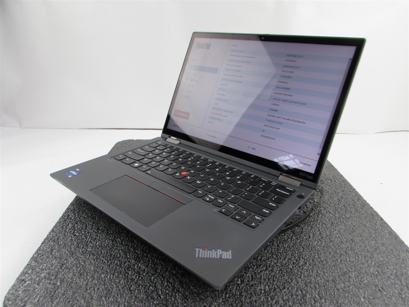 LENOVO THINKPAD X13 YOGA (Gen 3) 13.3″ 2-in-1 I5-1245U 256GB SSD 16GB RAM WIN 11