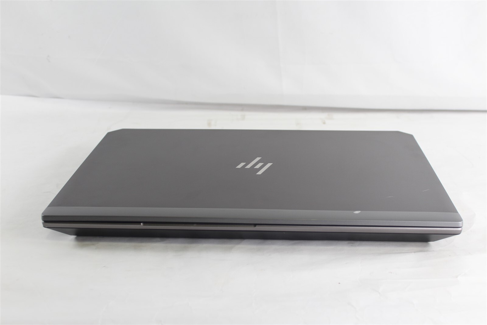 HP ZBook 17 G6 17.3″ FHD i7-9850H 2.6GHz 32GB 512GB NVMe Quadro RTX 3000
