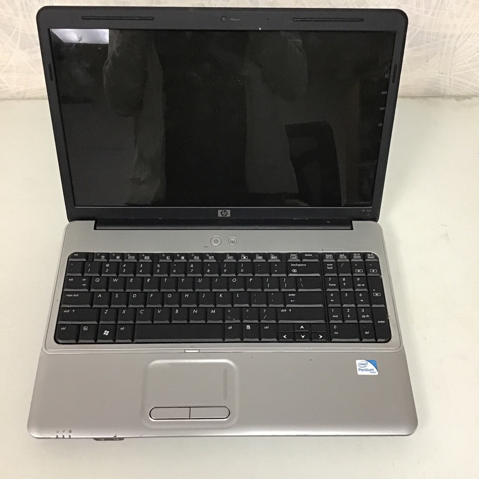 HP G60-442m – Intel Pentium – NO RAM – NO HDD – POWER ACC NO POST – PARTS