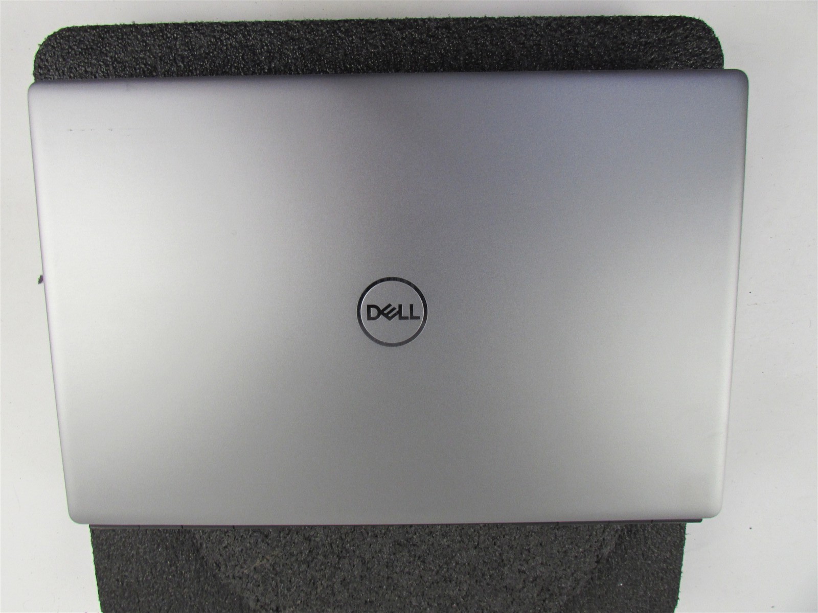 DELL PRECISION 7750 FHD CORE I7-10850H 1TB 32GB RAM RTX 4000 WIN 11 PRO NO BATT