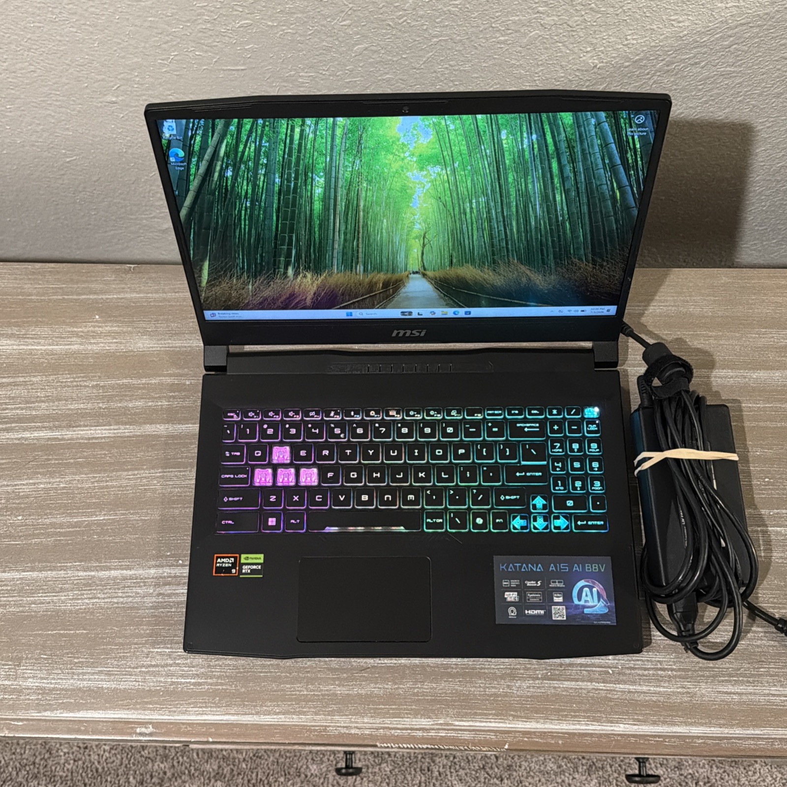 MSI Katana A15 AI Gaming Laptop AMD Ryzen 9 8945HS RTX 4070 16GB 1TB 15.6″ WIN11