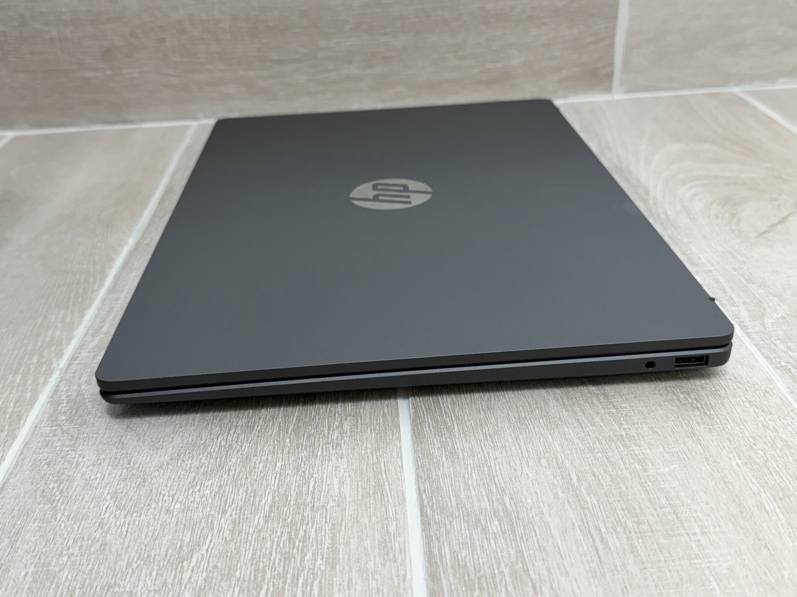 HP OmniBook 3 16″ WUGA Touch Laptop Ryzen 3 30 8GB RAM 256GB NVMe SSD