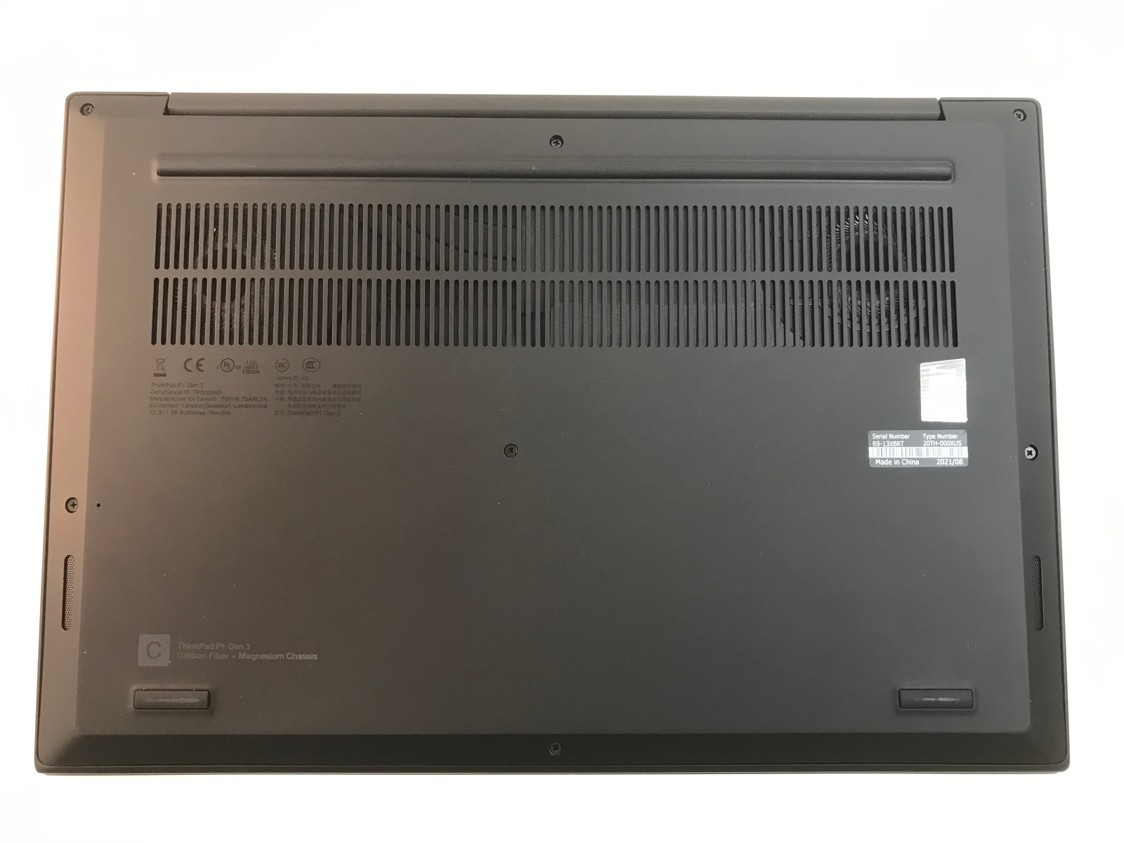 Lenovo ThinkPad P1 G3 20TH000XUS 15.6″ Notebook WS – i7, 16GB RAM, 512GB SSD
