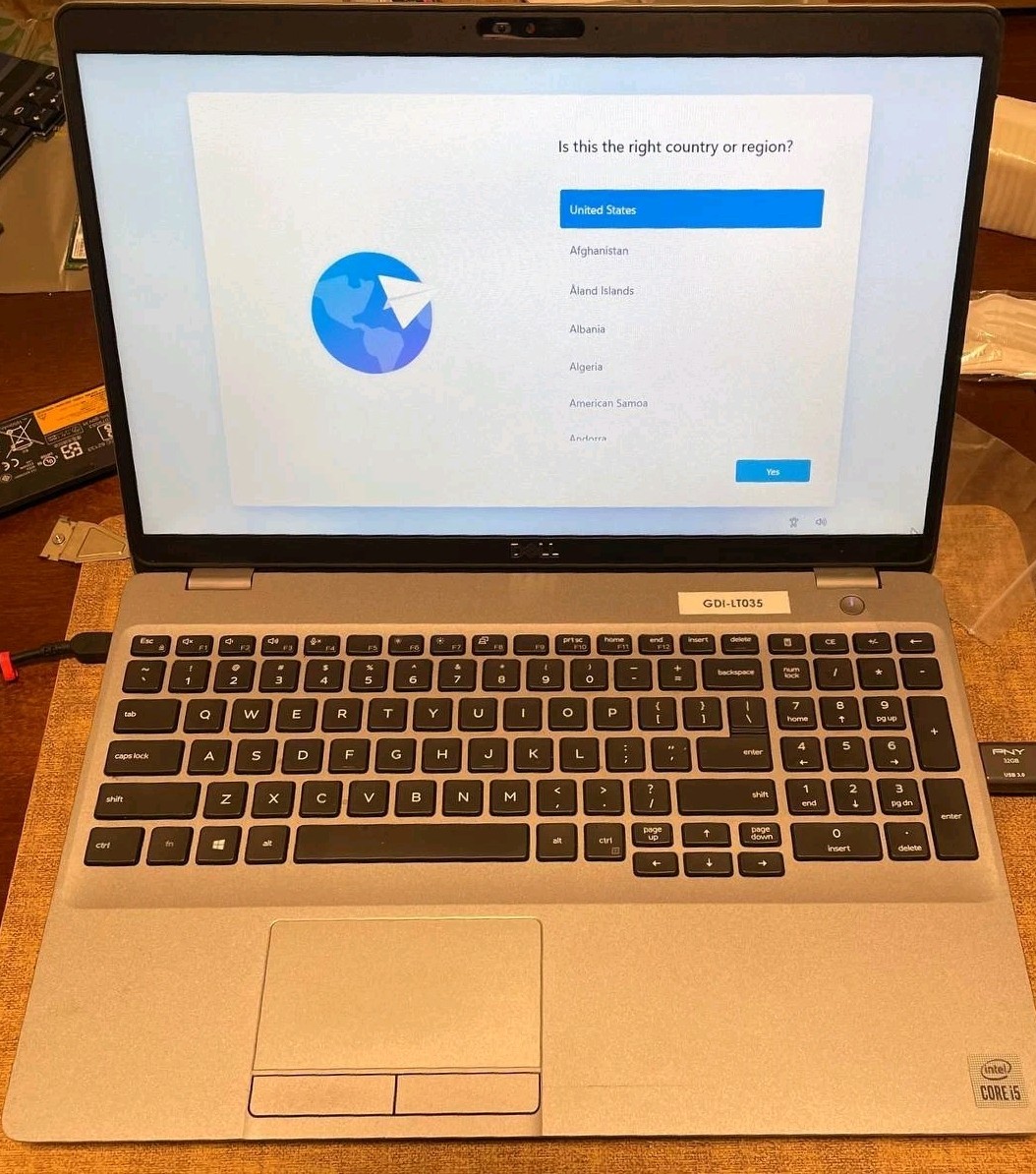 Dell Precision 15 3551 (256GB SSD Intel Core i5-10300H 2.6GHz 16GB RAM) Win 11