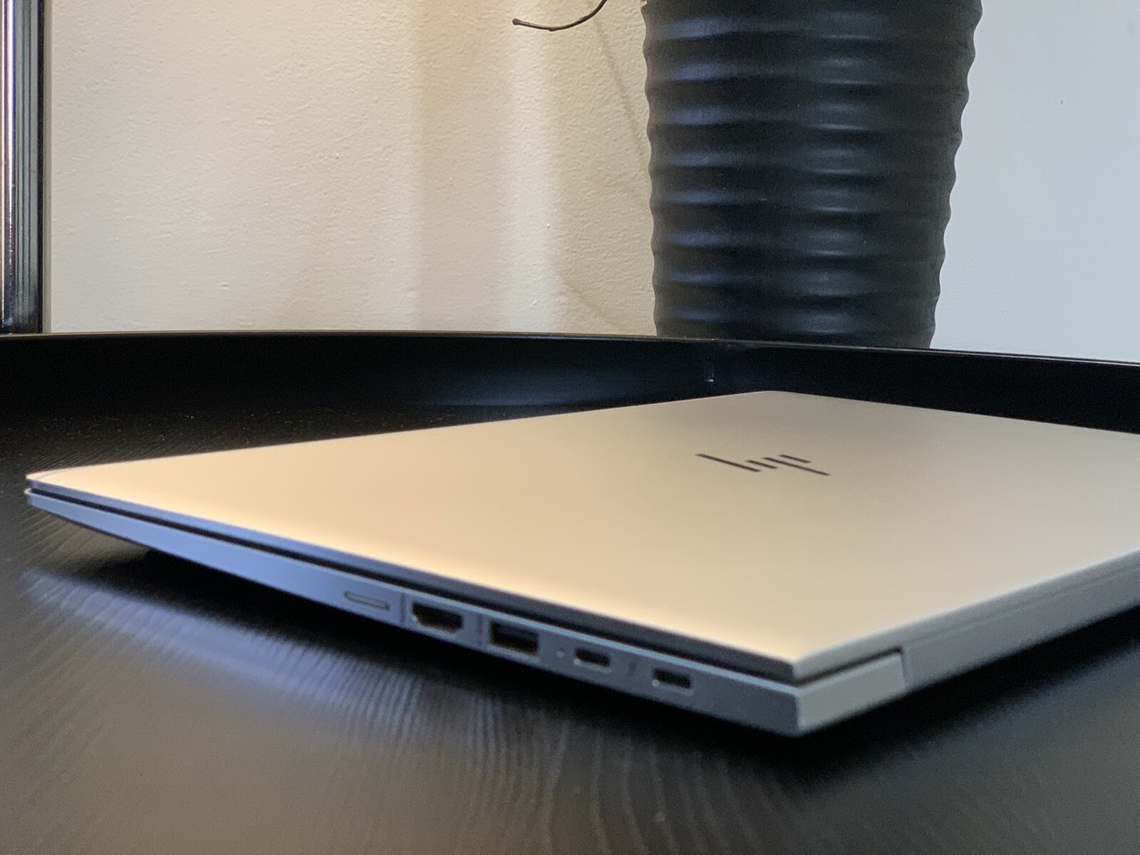 HP EliteBook 1040 G4| i7-7600U| 2.8GHz | 16GB RAM|51 2 GB SSD |Finger Print| 14″