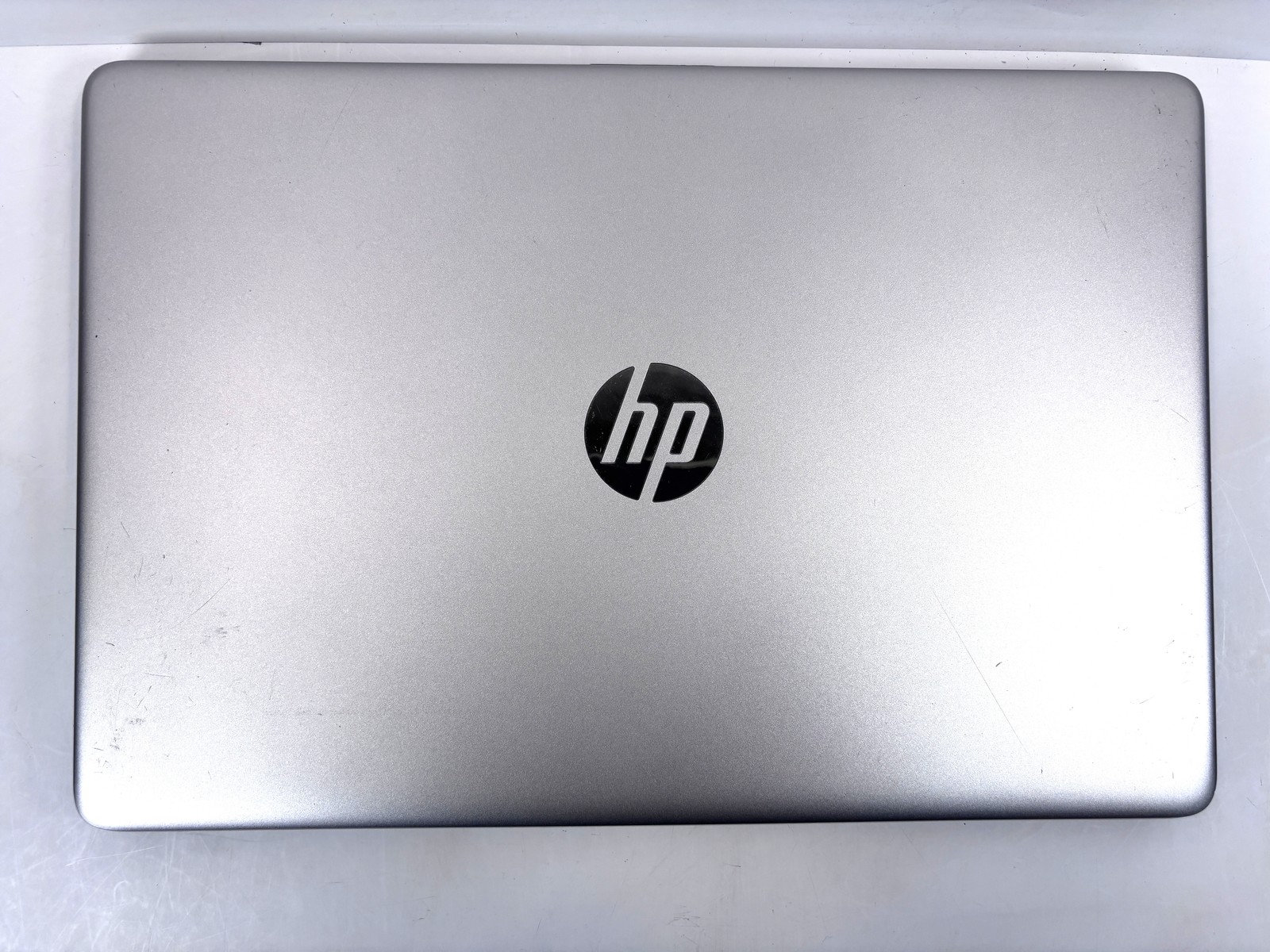 HP 15-dy1023dx – 15.6″ HD Touch, 1.0GHz i5, 12GB RAM, 256GB SSD, Windows 11