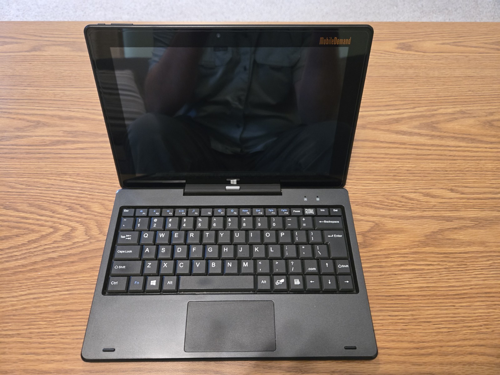 MobileDemand xTablet FLEX10B Flex 10B Windows 11 Pro w/Keyboard