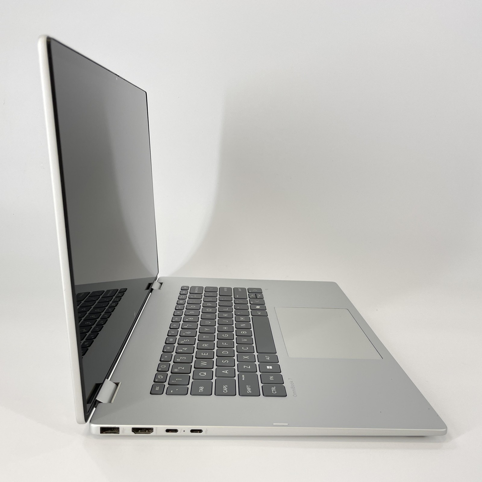 HP OmniBook 7 Flip 17 FHD TOUCH 2.2 GHz Ultra 7 256V 16GB 512GB SSD Very Good
