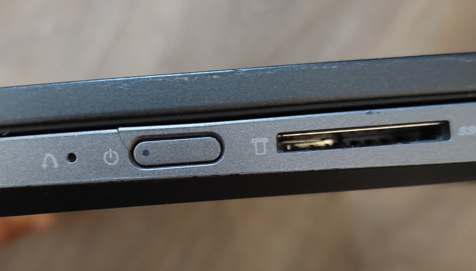 Lenovo IdeaPad Flex-14iwl – 2 in 1 Laptop + Lenovo Digital Pen 2 [i5-8265U CPU]