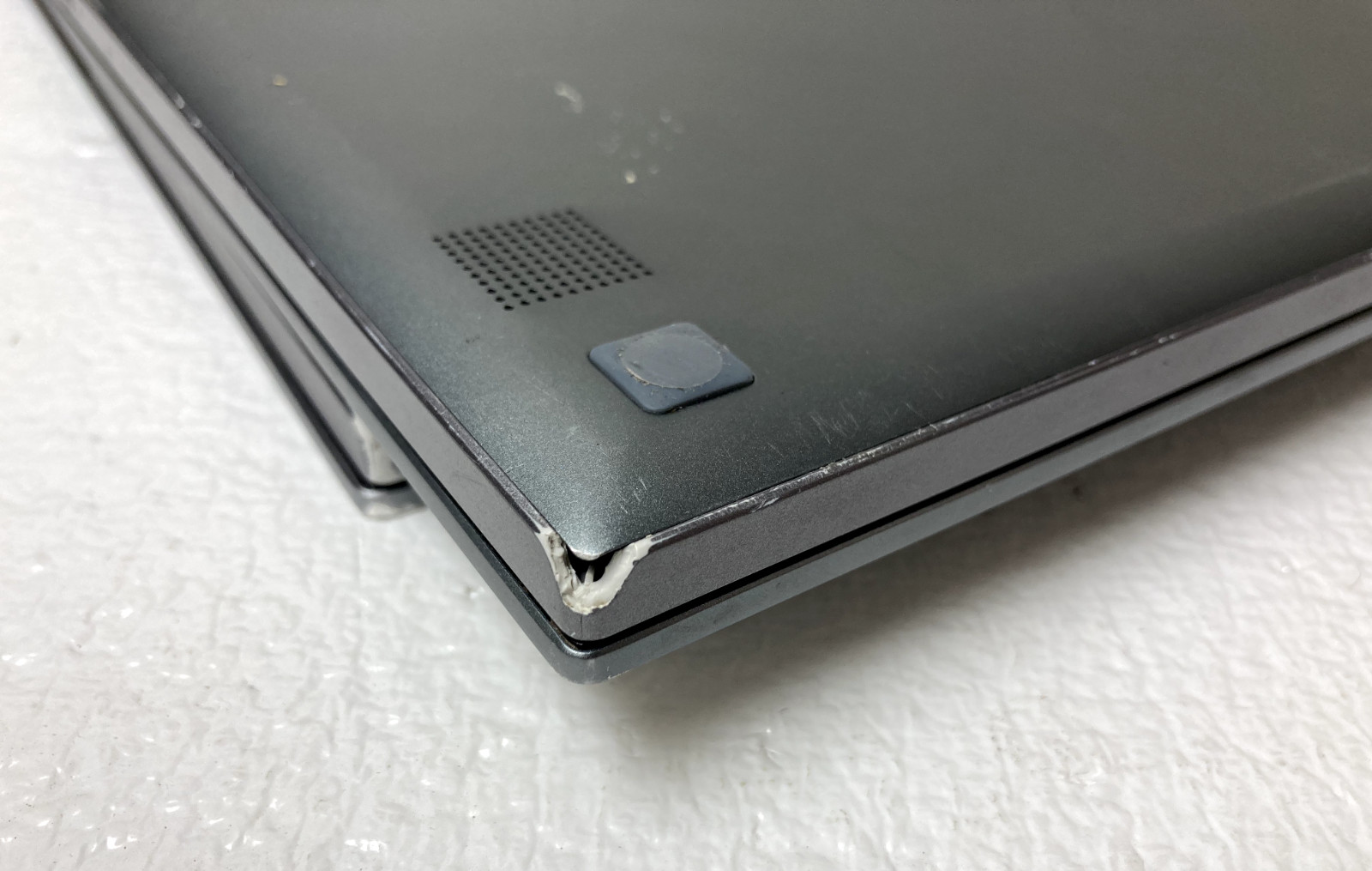 Samsung Galaxy Chromebook XE530QDA 13.3″i3-10110U @2.10GHz 8GB RAM 128GB SSDREAD