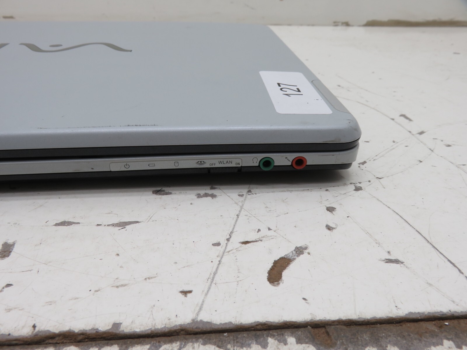 Sony Vaio VGN-FS640/W PCG-7A2L Laptop Intel Pentium M 512MB Ram No HDD /Battery