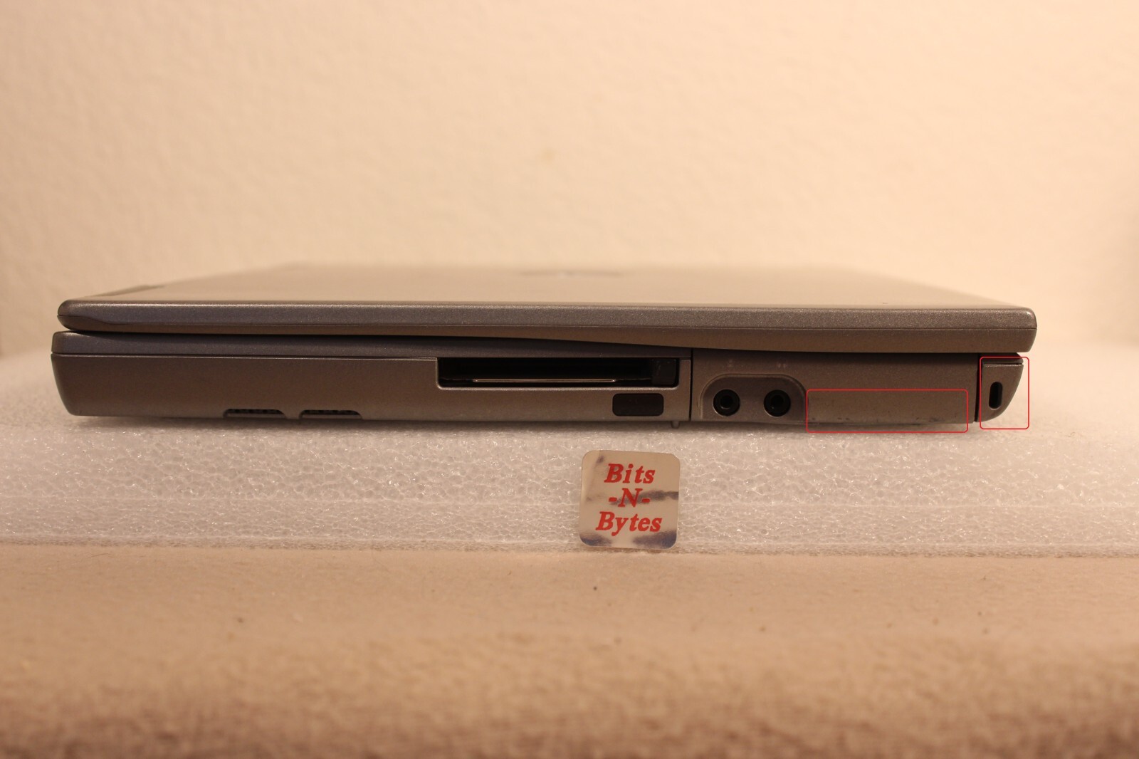 Dell D600 (1.60GHz/2GB/60GB/CDRW-DVD) SXGA+ Win XP PRO- SERIAL & PARALLEL Ports