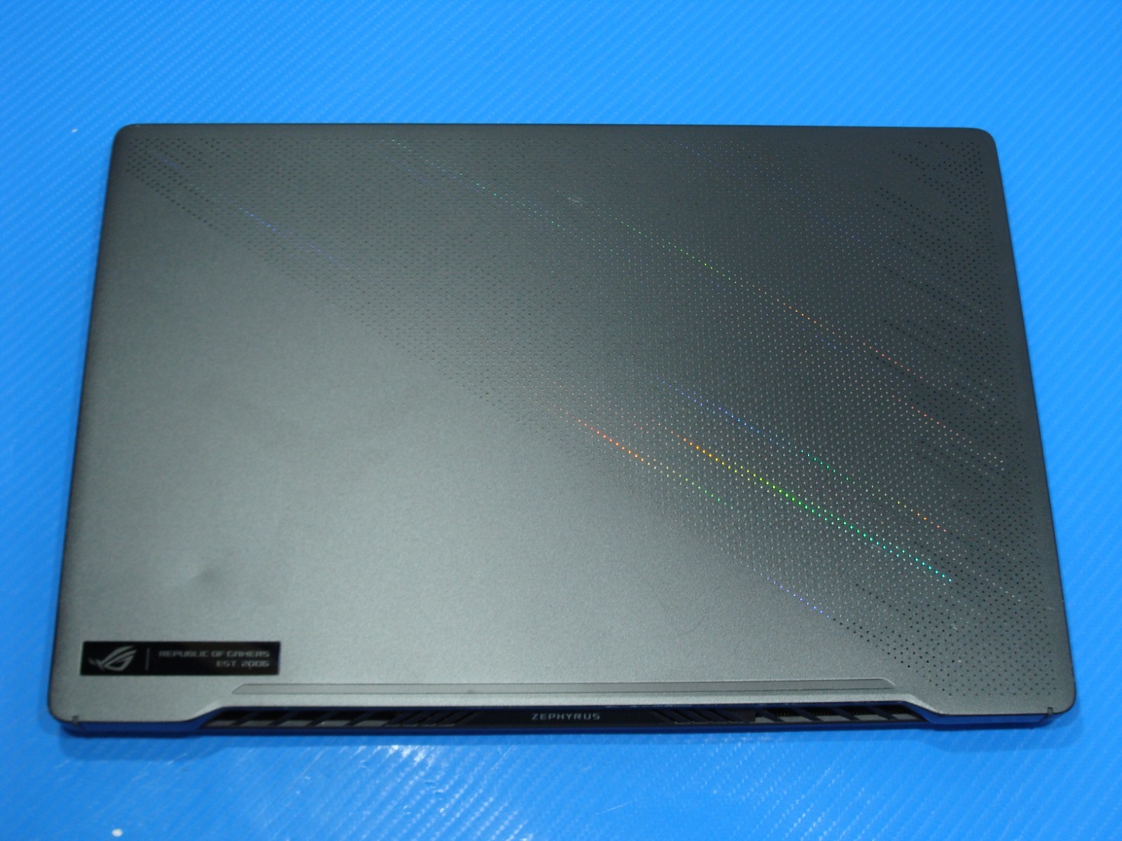 Asus ROG Zephyrus G14 GA401QH 14″FHD AMD Ryzen 7 16GB 1TB SSD W11H GTX1650 +PA