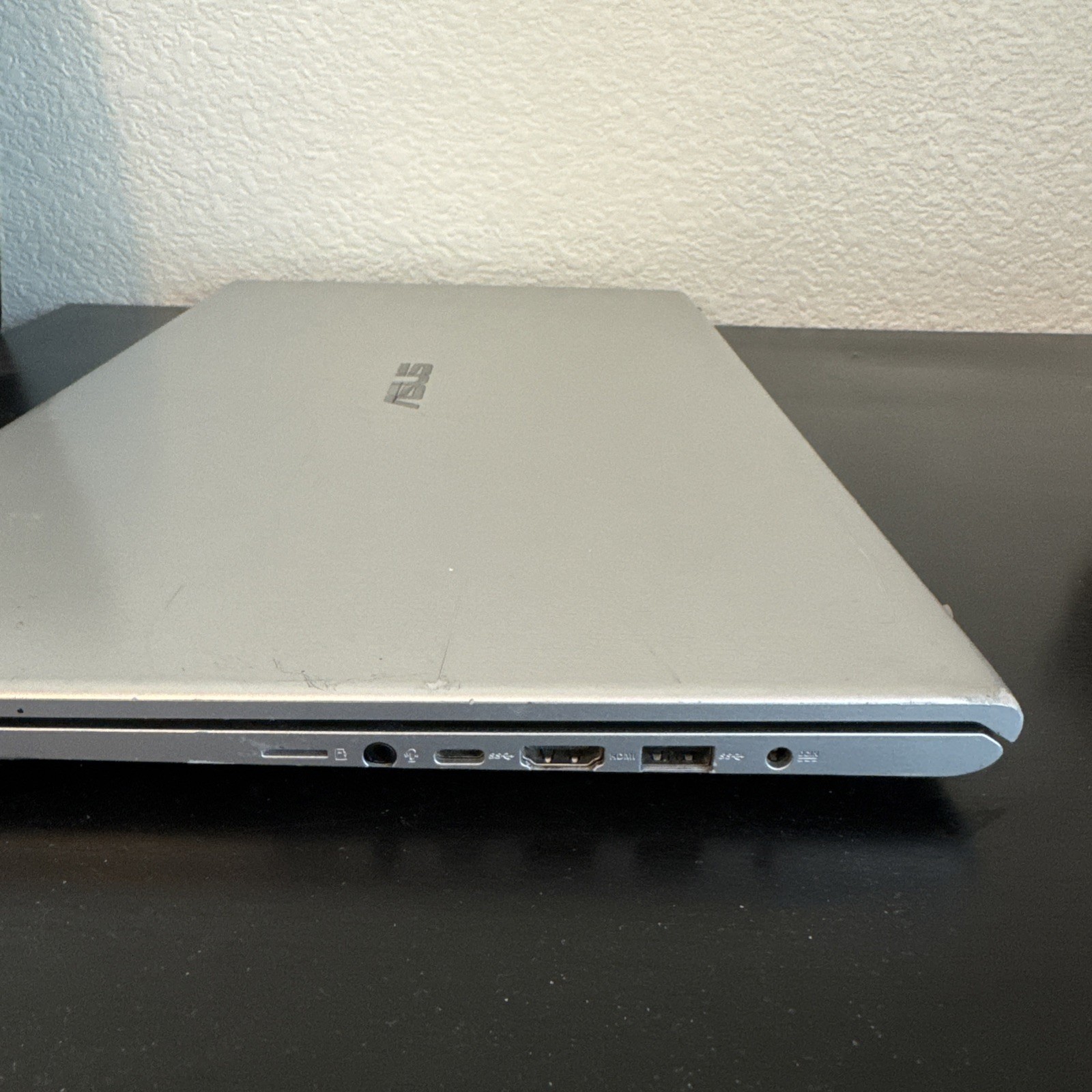 ASUS Vivobook X712JA – HD+ – i7-1065G7 – 16GB RAM – 1TB SSD – Silver