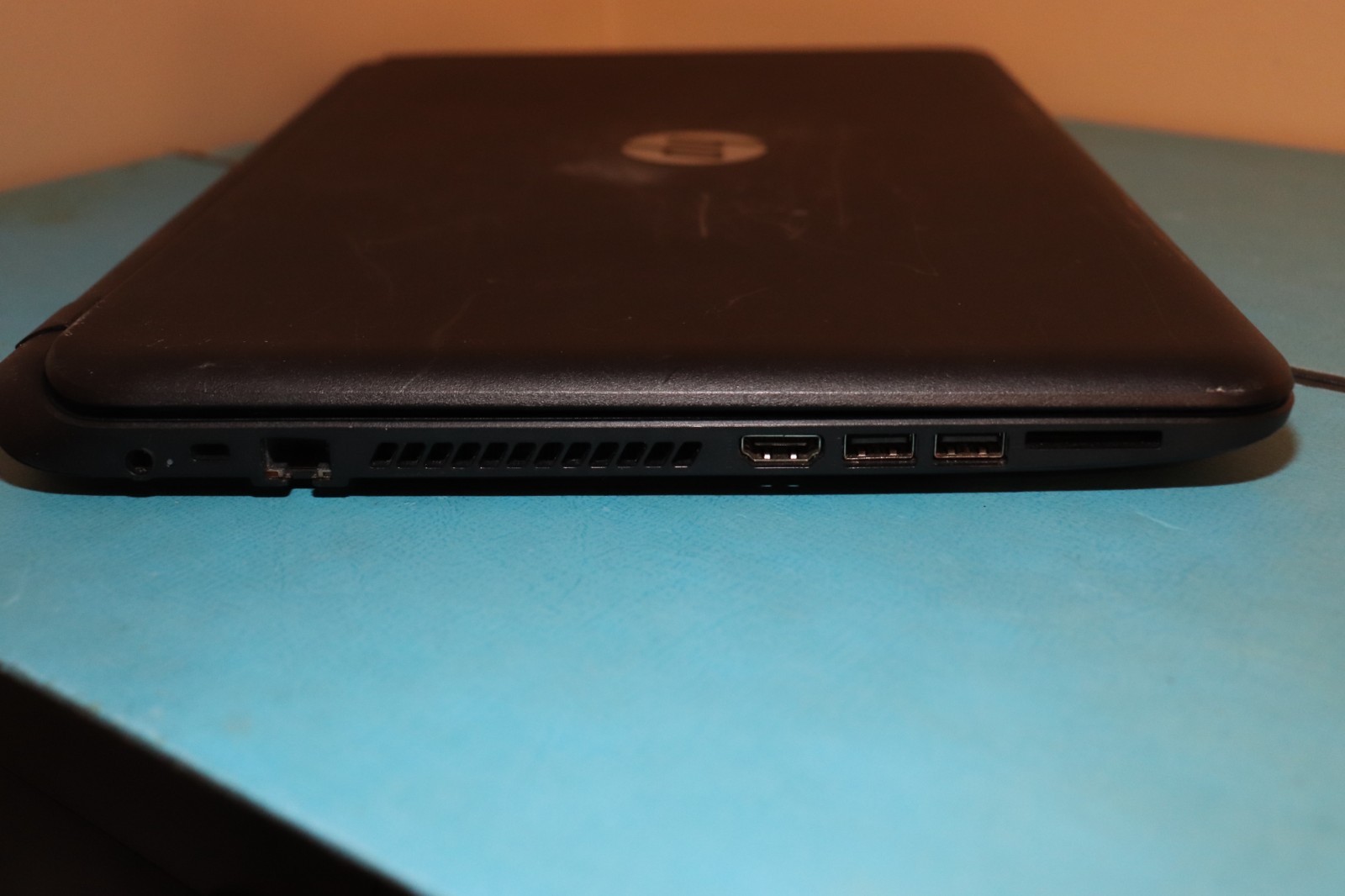HP 15-F024WM Intel Pentium N3530 2.16GHz 4GB
