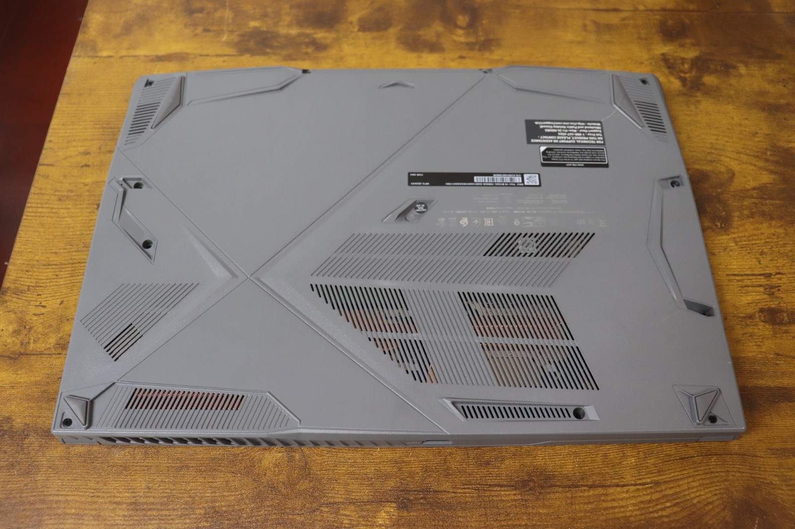 MSI Thin 15 B13UC MS 16R8 15.6″ i5-13420H 2.1GHz 16GB RAM 512GB SSD RTX 3050