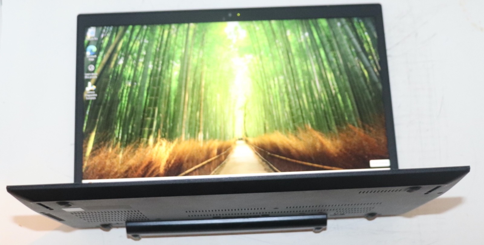 Lenovo ThinkPad T570 Intel core i5@2.40GHz|16GBRAM|256GBSSD|WIN 11.PRO|Webcam|