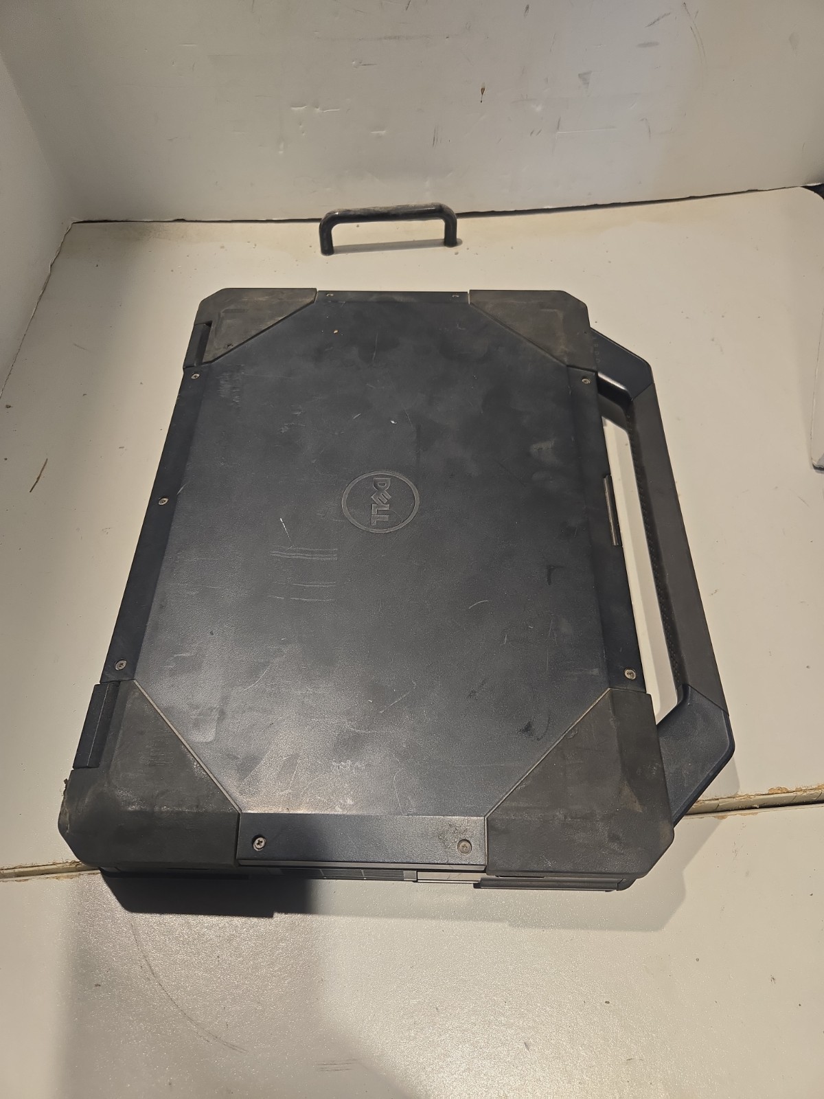 DELL P46G INTEL CORE I5 8GB RAM NO HD Won’t Display No Charger