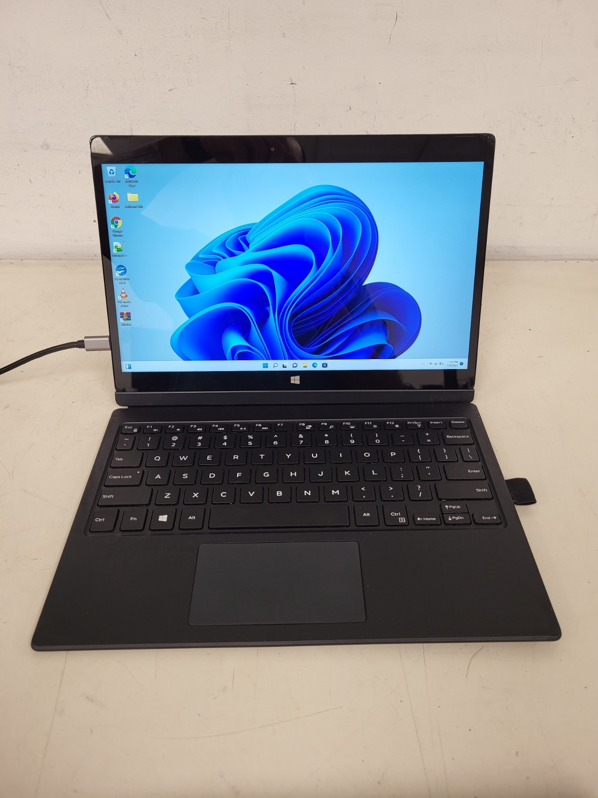 Dell latitude 7275 tablet 12.5″ M7-6Y75 1.2ghz 8gb ram 256gb ssd *READ D5PQJ72