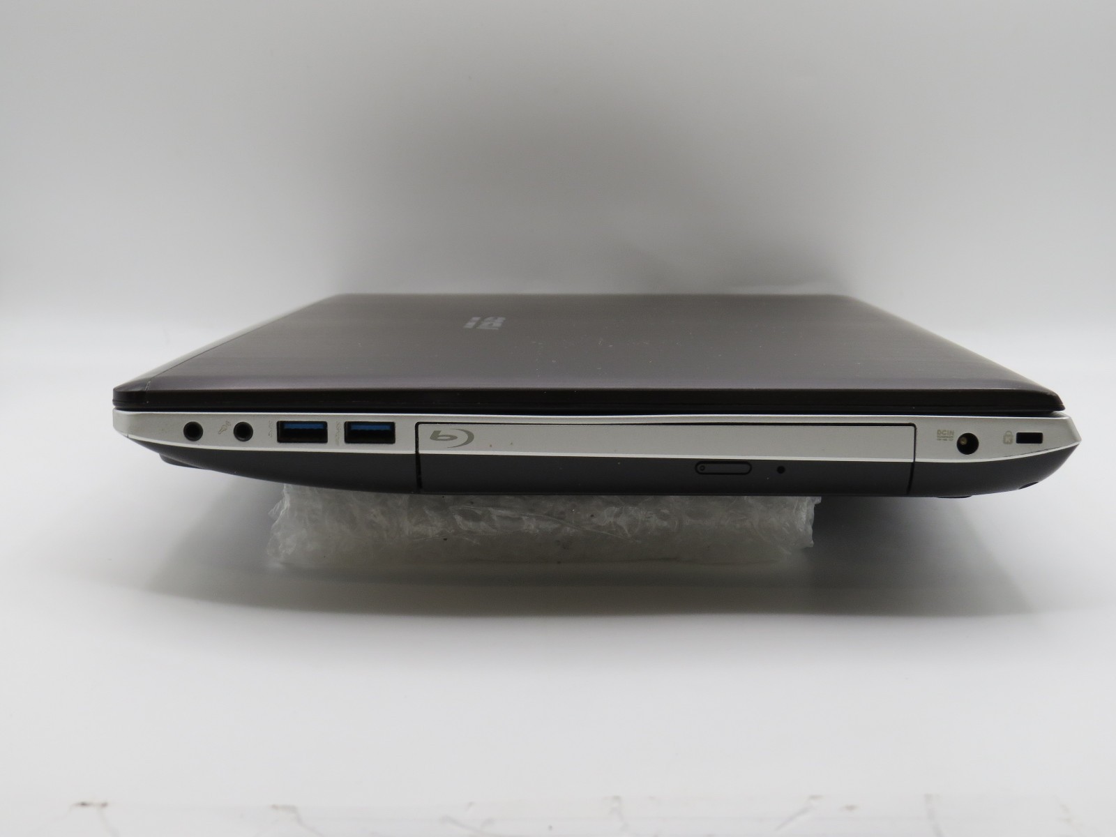 ASUS N56V | i7-3610QM @ 2.3GHz | 8GB DDR3 | 256GB 2.5″ SATA SSD | GeForce 650M |