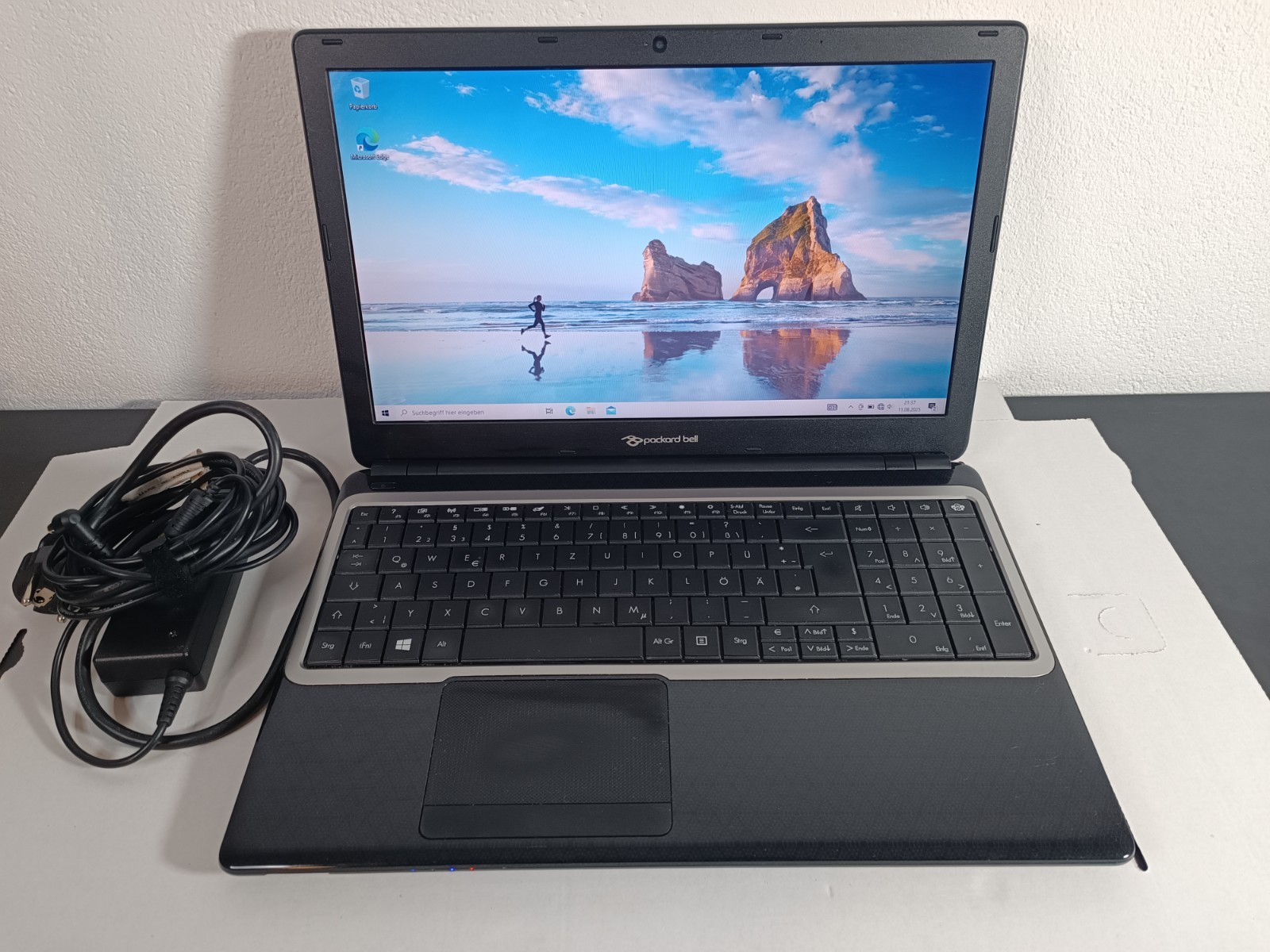 Packard Bell Laptop Notebook PC 1.3GHz