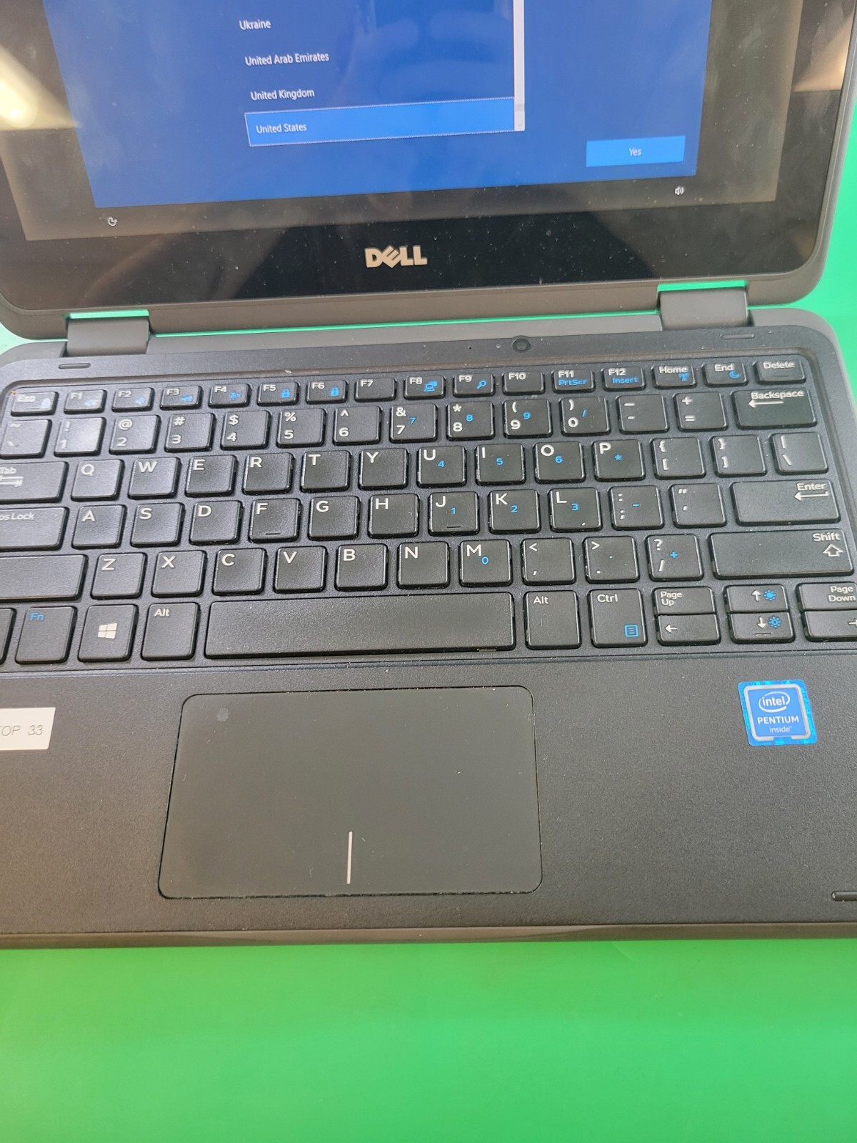 Dell Latitude 3189 Touchscreen Laptop TESTED WORKING FACTORY RESET with Charger