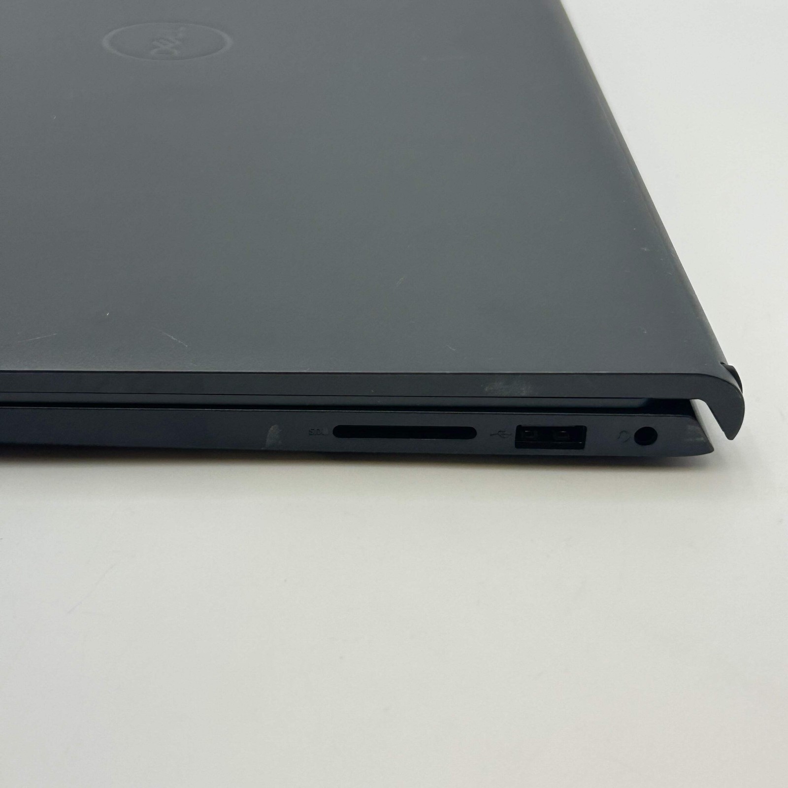 Dell Inspiron 15 3530 Laptop Core i3-1305U 8GB RAM 512GB SSD