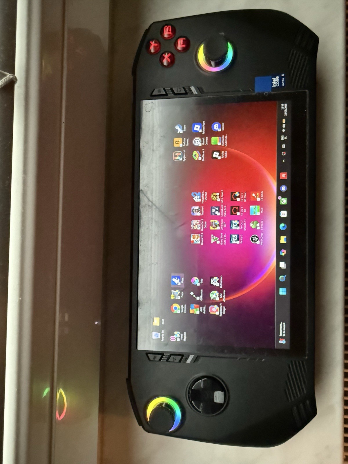 MSI Claw A1M PC Gaming Handheld Intel Core Ultra 5-135H 7″ 120Hz 16GB RAM 512GB