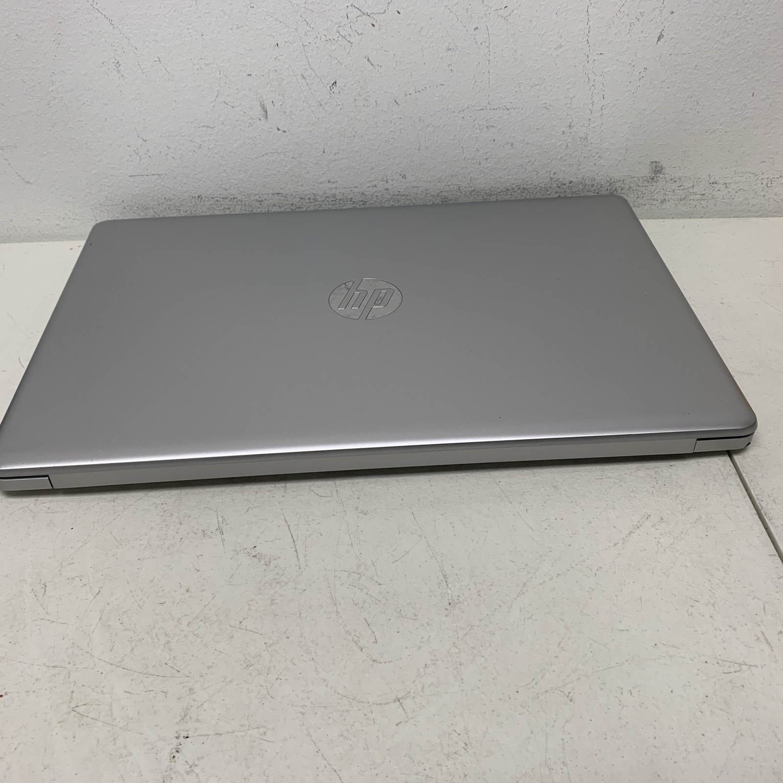 HP LAPTOP 17-BY4XXX 17.3″ Laptop 11TH GEN I5-1135G7 8GB 256gb SSD Wind 11 Home