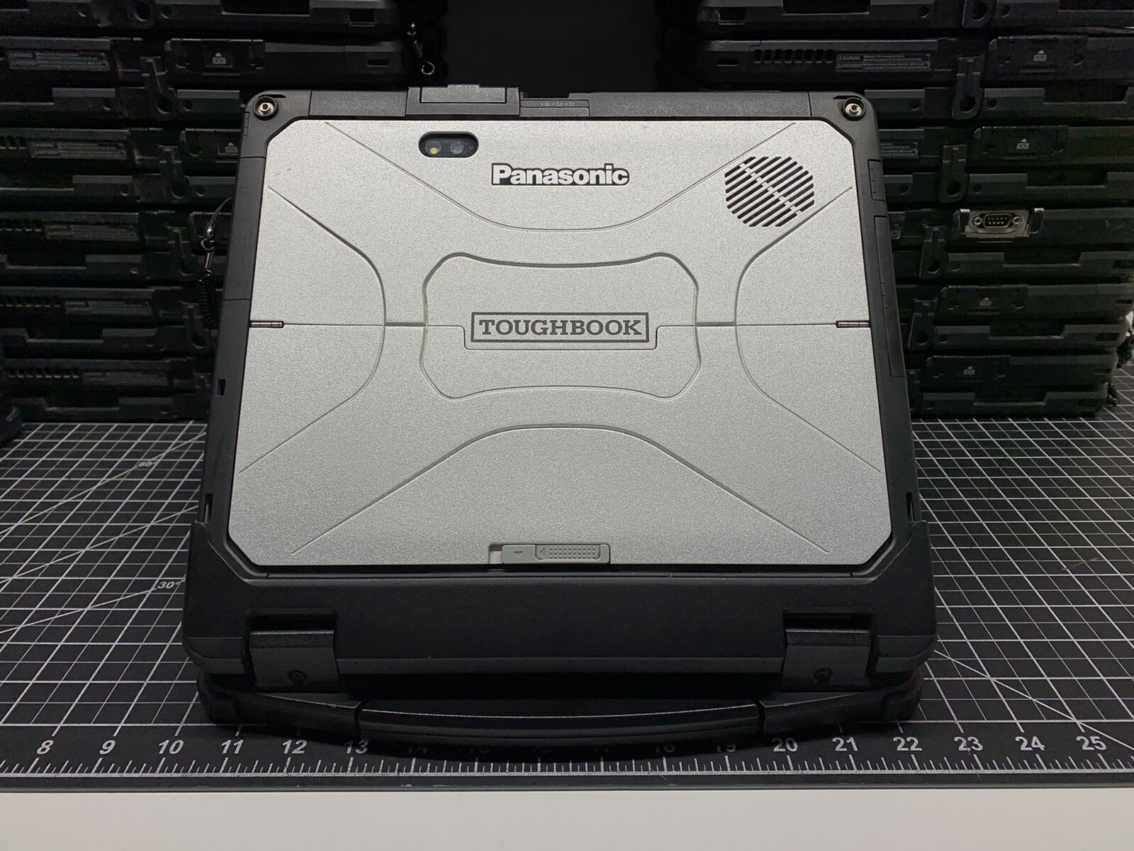 Panasonic Toughbook CF-33 Core i7 7600U @ 2.8GHz | 512GB SSD, 16GB RAM | #T914