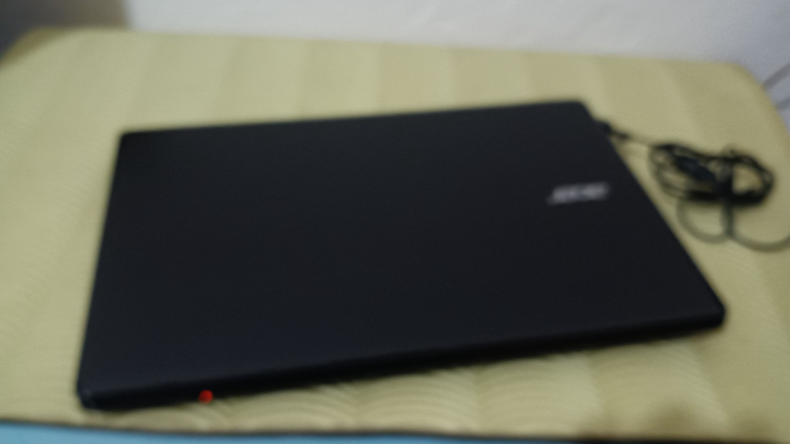 ACER ASPIRE E5-572G-50FB I5-4200U 8GB 256GB SSD 15.6″ 1920X1080 NVIDIA 840M 2GB