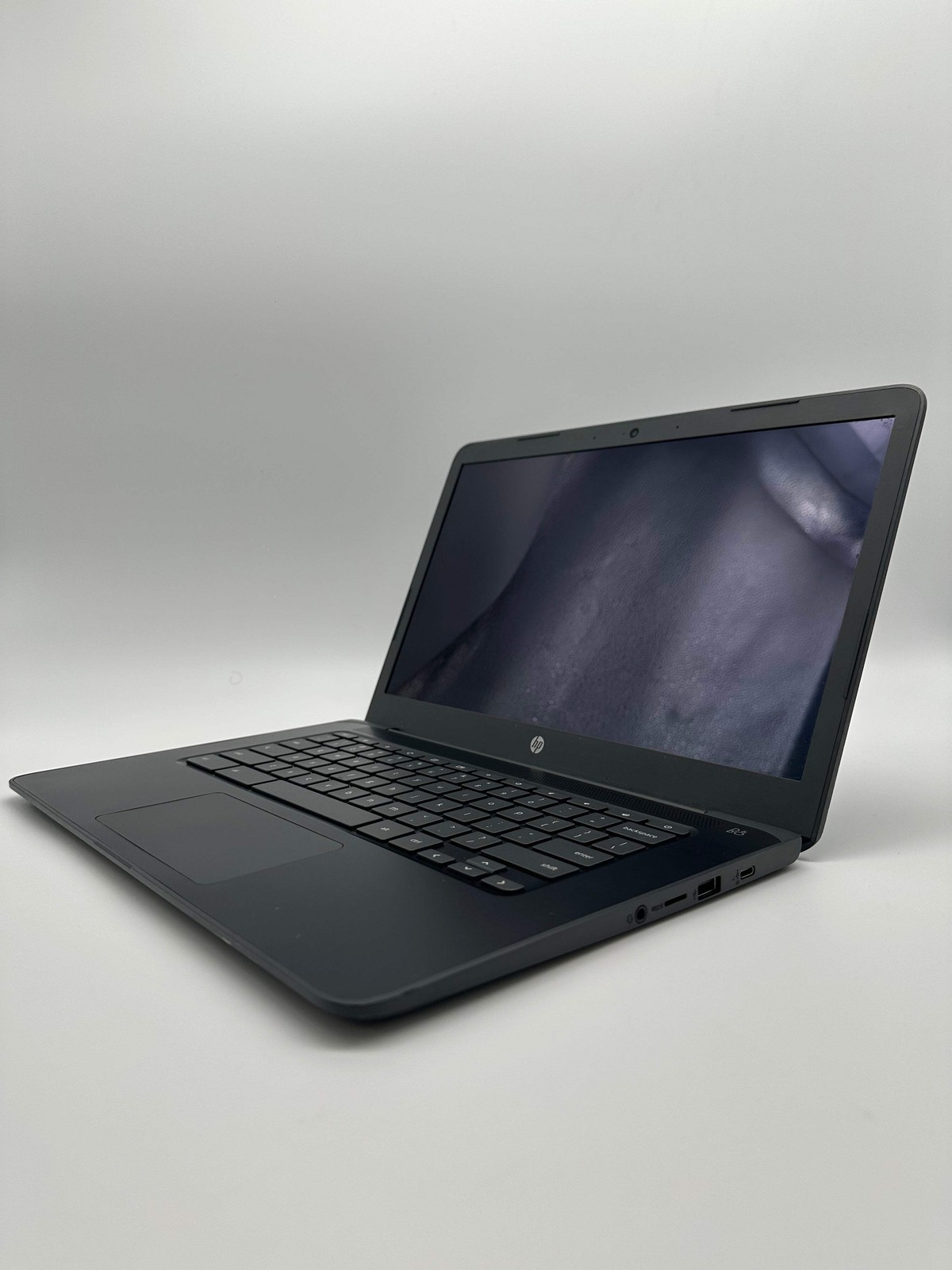 HP Chromebook 14-inch Laptop AMD A4 1.6 GHz 8GB RAM 32GB Black Used – B