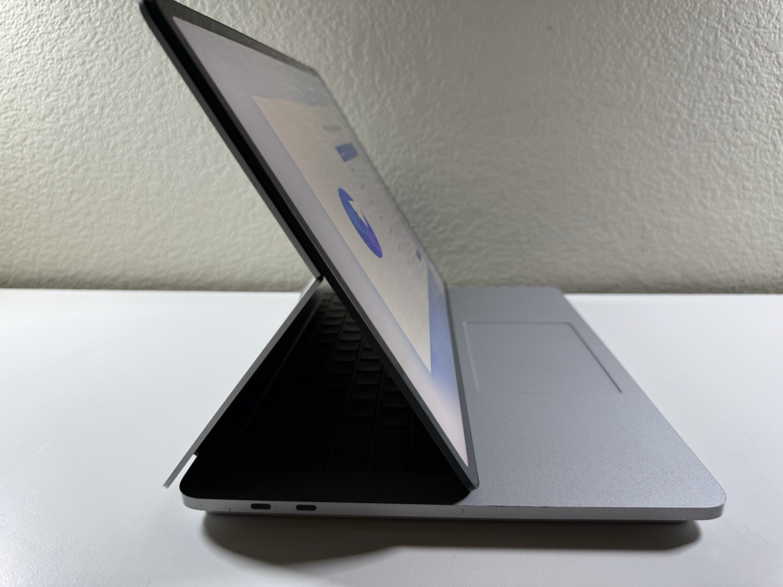 Microsoft Surface Laptop Studio 14 2K TOUCH 3.3GHz i7-11370H 32GB 1TB RTX A2000